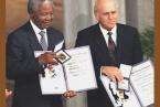 Nelson Mandela galardonado con el Nobel a la Paz (Foto Multimedia).