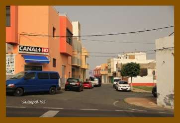 Calle Nicolás Díaz-Saavedra Navarro - inicio (Foto Luis A. López Sosa)