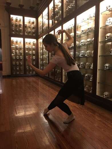 Durante las visitas las familias disfrutan de música y danza (Foto TA)