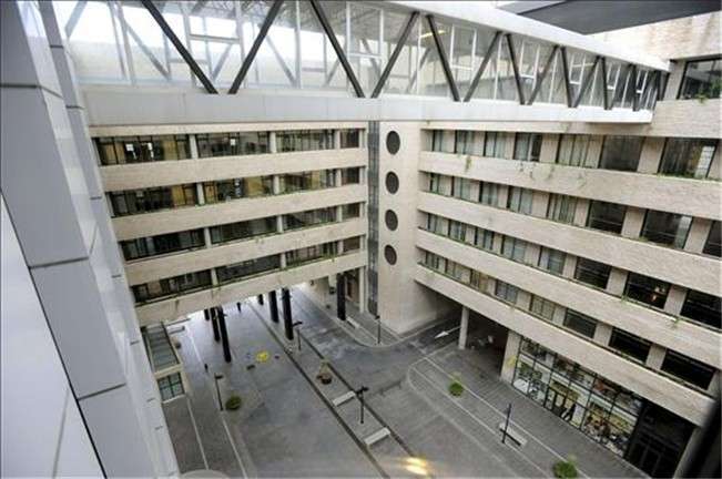 Imagen del complejo hospitalario Doctor Negrín (Foto Efe)