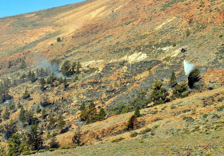 Imagen de las tareas de extinción (Foto TA)