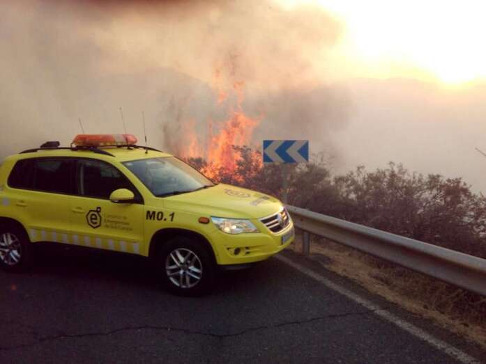 Imagen de archivo del incendio del pasado año en la cumbre grancanaria (Foto TA)