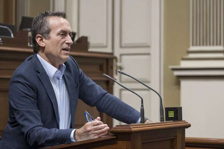 José Miguel Ruano, en una imagen de archivo en el Parlamento canario (Foto TA)