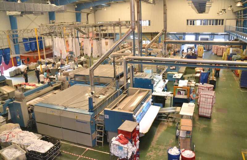 Imagen de archivo de una fábrica en Telde (Foto TA)