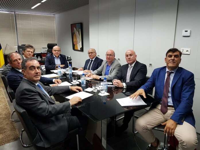 Imagen del encuentro entre Barragán y el Consejo Canario de Colegios de Abogacía (Foto TA)