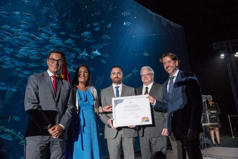 Momento del acto de entrega de distinciones (Foto TA)