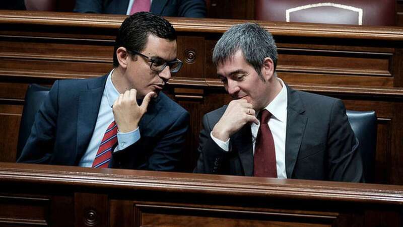 Imagen de archivo del presidente y vicepresidente del Gobierno de Canarias (Foto EFE)
