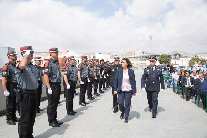 Imagen de archivo de un acto de la Policía Canaria (Foto TA)
