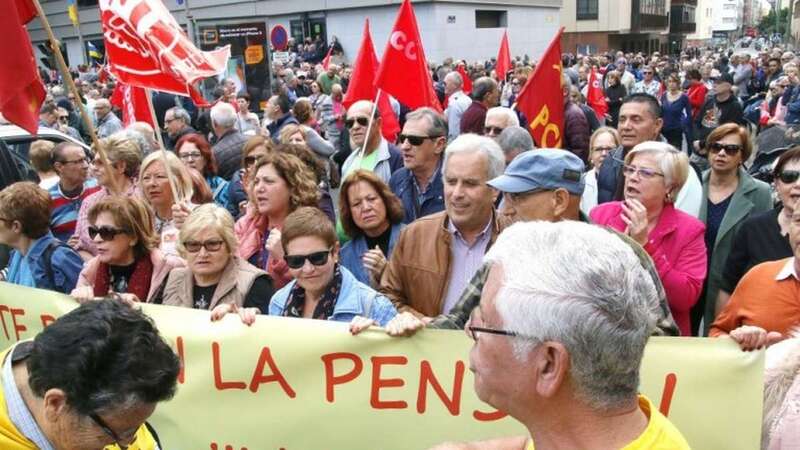 Imagen de archivo de una protesta en defensa de las pensiones (Foto Canarias7)