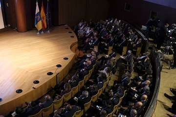 Acto institucional para realzar el nuevo Estatuto de Autonomía de Canarias (Foto Acfi Press)