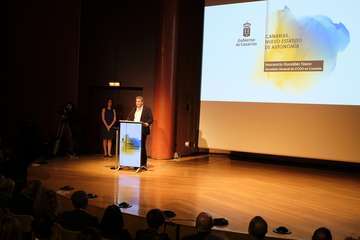 Acto institucional para realzar el nuevo Estatuto de Autonomía de Canarias (Foto Acfi Press)