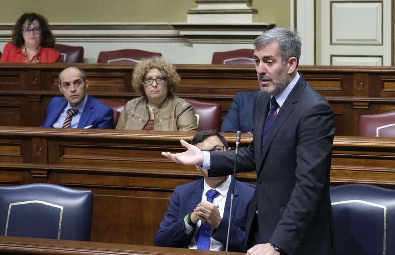 Fernando Clavijo, en una imagen de archivo en el Parlamento canario (Foto TA)