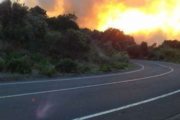  Incendio forestal incontrolado en el norte de La Palma (Foto TA) 