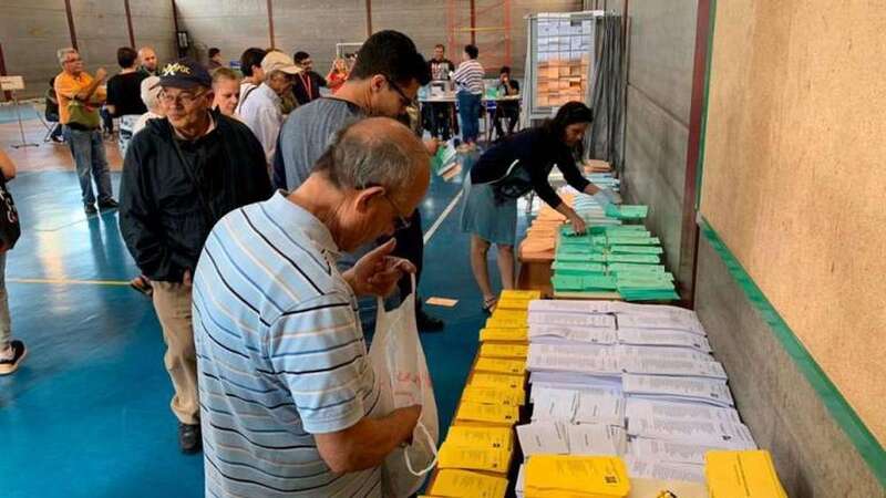 Imagen de uno de los colegios electorales habilitados el pasado 26M en la capital grancanaria (Foto Canarias7 / Arcadio Suárez)