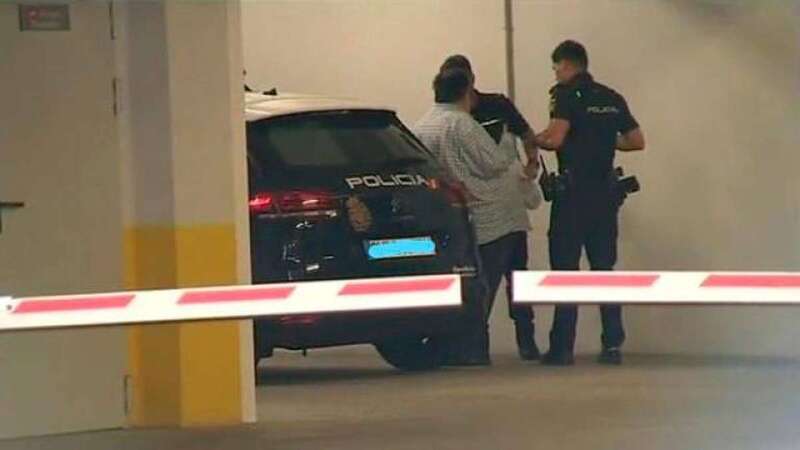 Imagen del momento en el que Evaristo González entra en los juzgados de La Laguna (Foto RTVC)