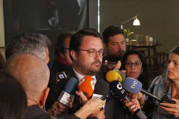 El PSOE excluye a CC y negociará un gobierno de cambio en Canarias con PP, NC, Podemos y ASG (Foto Acfi Press y TA)