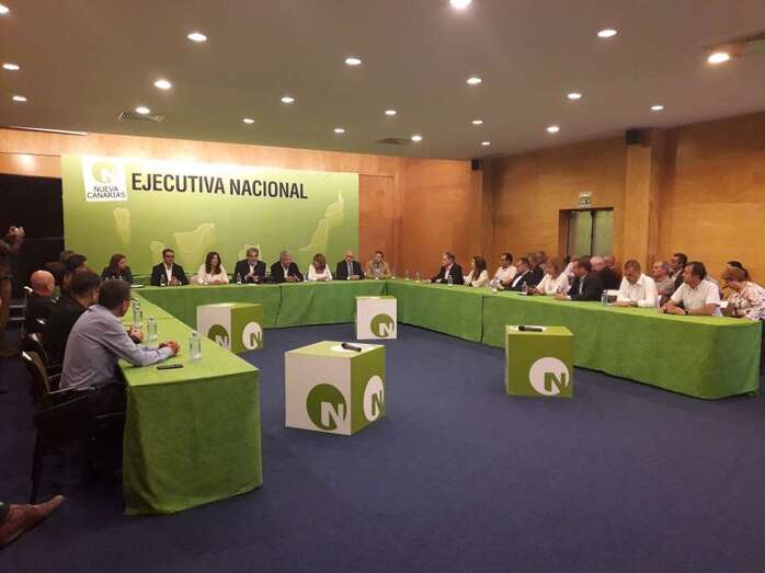 La teldense Carmen Hernández participó en la ejecutiva como vicepresidenta nacional de NC (Foto TA)