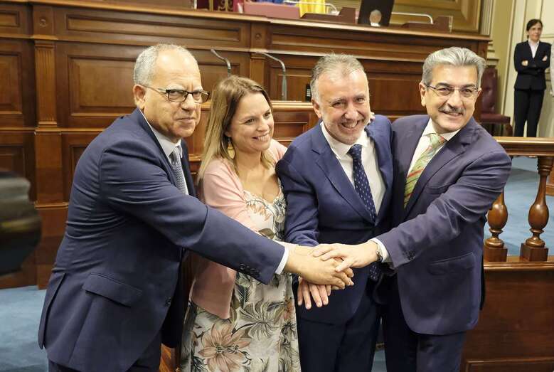 El Pacto de las Flores inviste al socialista Ángel Víctor Torres como presidente de Canarias (Foto Acfi Press)