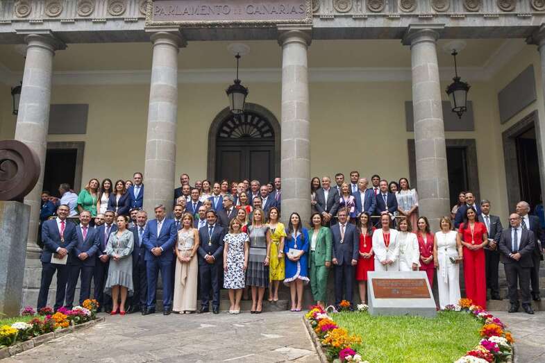 Imagen de archivo de los parlamentarios canarios (Foto TA)