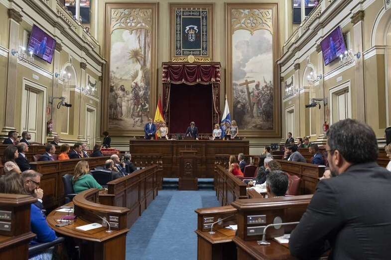Imagen de archivo del Parlamento de Canarias (Foto TA)