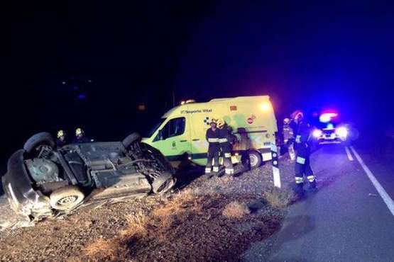  Un joven de 21 años grave al volcar su vehículo en Fuerteventura (Foto TA)