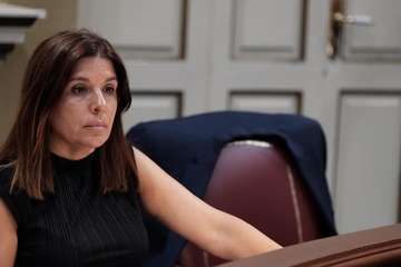 Carmen Hernández, diputada regional de NC y vicealcaldesa de Telde, en las primeras sesiones del Parlamento Canario este martes y miércoles (Foto TA)