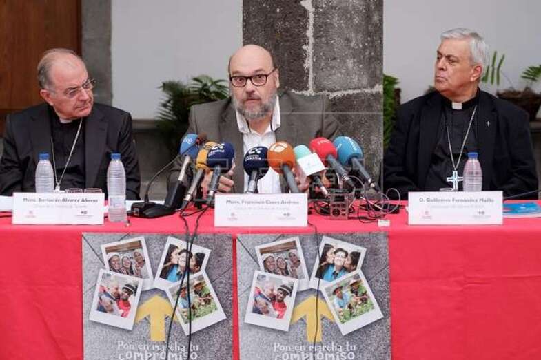 El informe de la Fundación Foessa para Cáritas se presentó este jueves en la capital grancanaria (Foto Efe / Ángel Medina G.)