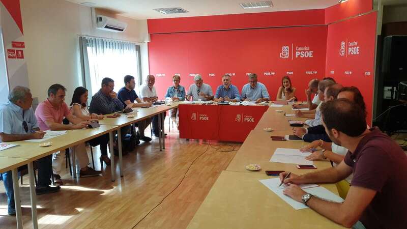 Reunión de la Comisión Ejecutiva Regional del PSOE de Canarias (Foto TA)