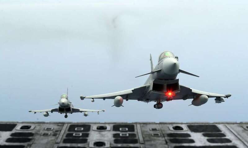 Ocean Sky enfrenta en los cielos canarios a cazas de 3 países (Foto Elvira Urquijo/EFE)