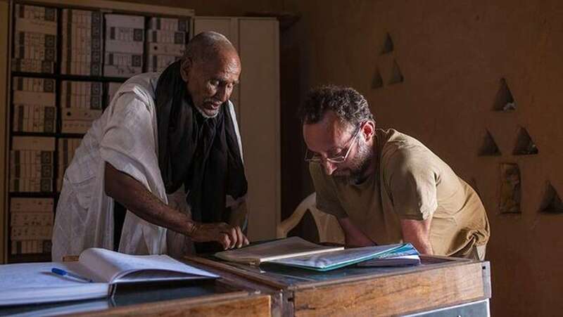 José Naranjo en la biblioteca Habbot de Chinguetti durante una investigación, en una imagen de archivo (Foto José Naranjo)