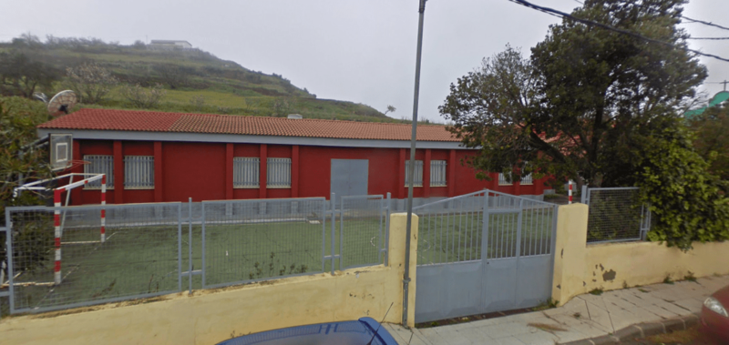 Imagen de la escuela unitaria de Cazadores, hoy cerrada (Foto TA)