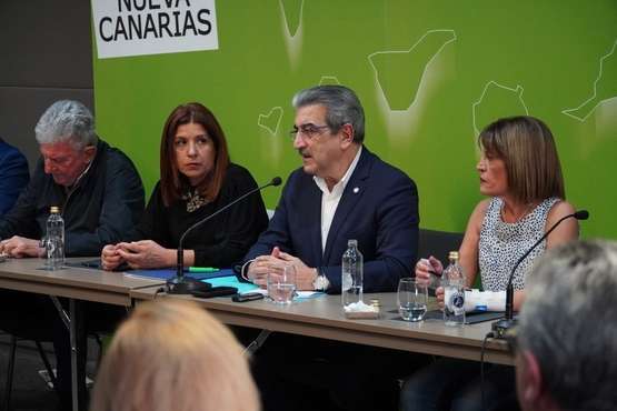 NC votará a favor de la investidura de Sánchez y firmará este viernes el acuerdo con el PSOE (Foto TA)