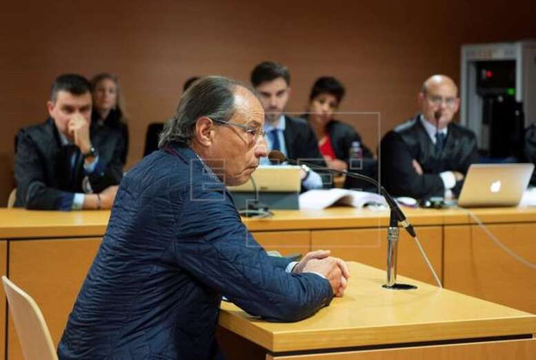 El promotor de la bodega Stratvs, Juan Francisco Rosa, declara ante la Audiencia de Las Palmas (Foto Efe / Javier Fuentes)