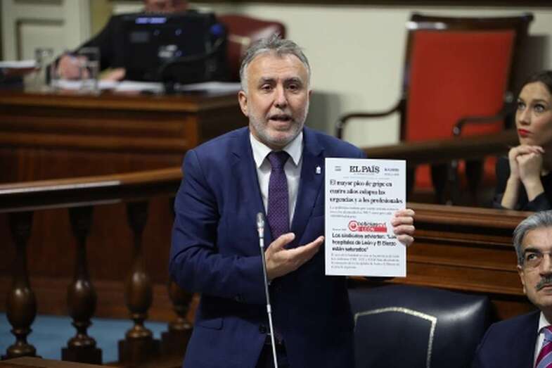 Ángel Víctor Torres, este martes en el Pleno de la Cámara regional (Foto Acfi Press)