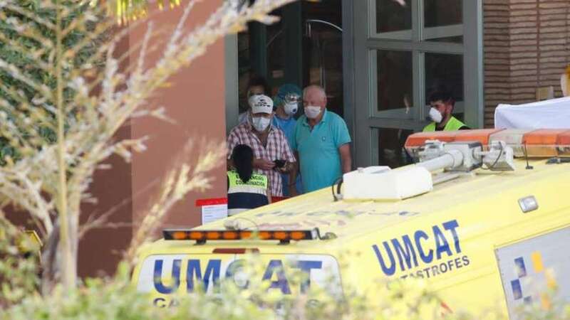 Ambulancia en el hotel de Adeje (Foto TA)