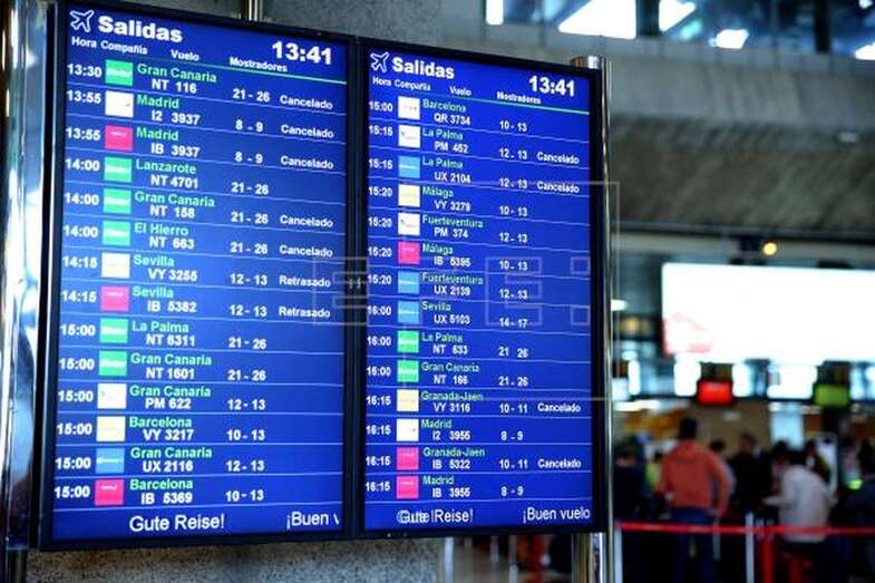 Canarias está procediendo al cierre ordenado de todos sus establecimientos turísticos (Foto EFE / Cristóbal García)