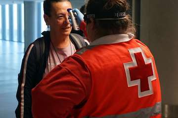 Controles de temperatura en el Aeropuerto de Gran Canaria (Foto Acfi Press)