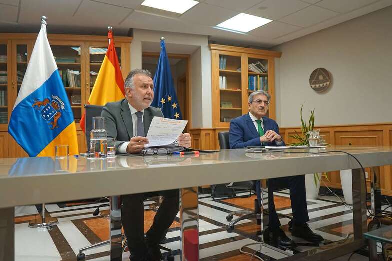 El  presidente canario Ángel Víctor Torres y el vicepresidente Román Rodríguez (Foto Acfi Press)