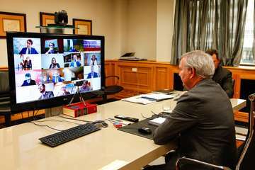 El consejero de Transportes, Sebastián Franquis, participó este martes en una videoconferencia con el ministro José Luis Ábalos (Foto Acfi Press)