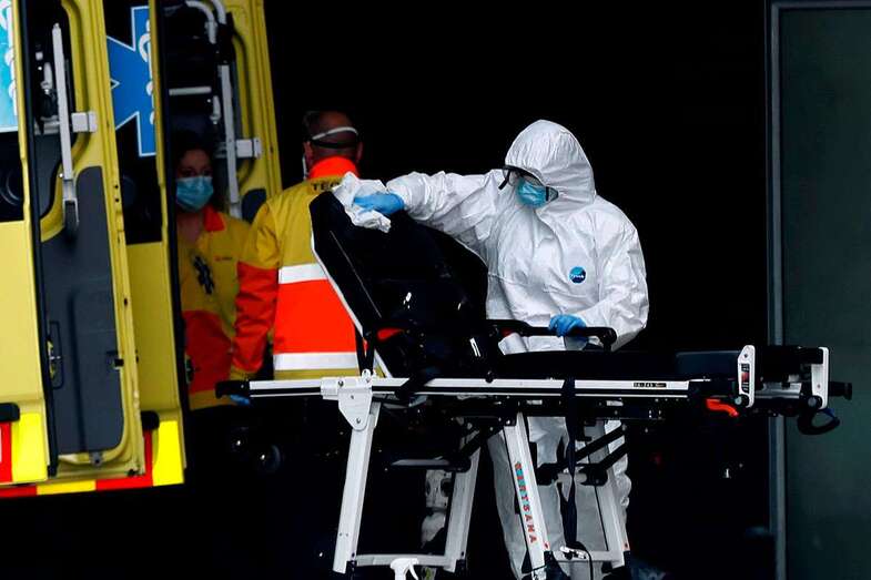 Sanitario de una ambulancia (Foto TA)