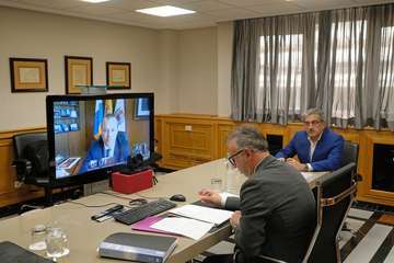  El G4 canario forma un frente común con el Ejecutivo regional para pedir un plan específico para las Islas (Foto TA)