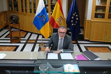  El G4 canario forma un frente común con el Ejecutivo regional para pedir un plan específico para las Islas (Foto TA)