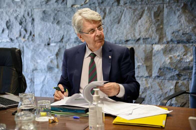 El consejero de Sanidad y portavoz del Ejecutivo canario, Julio Pérez (Foto TA)