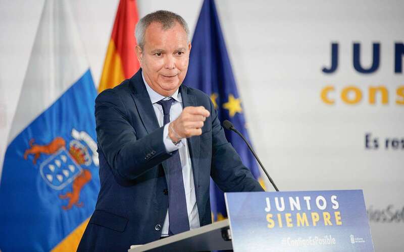 Sebastián Franquis, consejero de Vivienda (Foto TA)