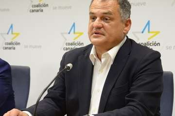 Rueda de prensa ofrecida por Clavijo y otros miembros de Coalición Canaria  (Foto Acfi Press)