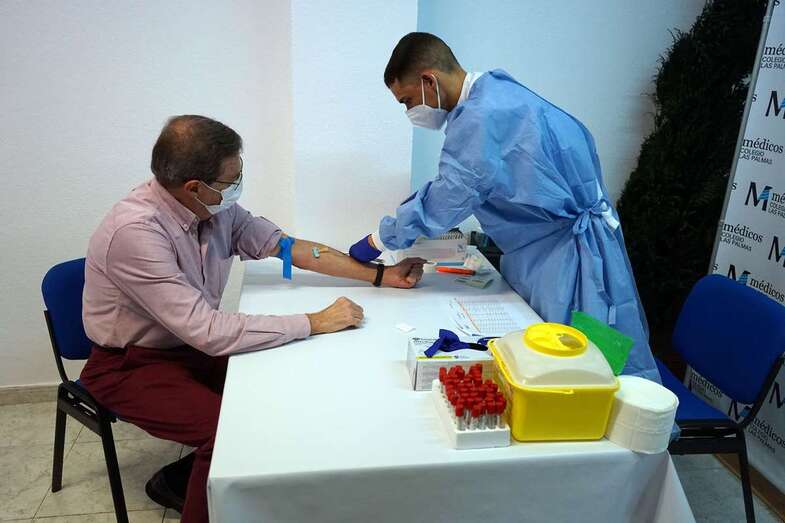 Prueba de Covid-19 (Foto TA)