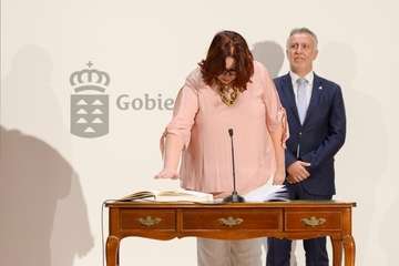  Toma de posesión de los nuevos consejeros de Sanidad y Educación (Foto Acfi Press)