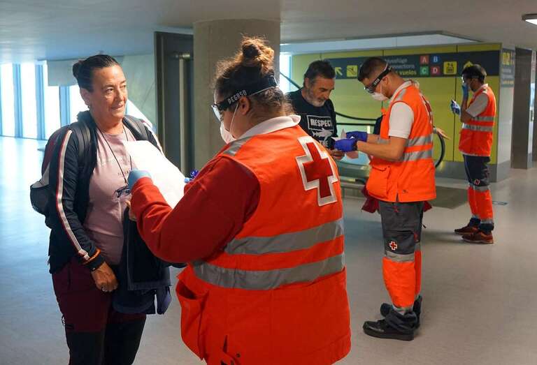 Imagen de un dispositivo de toma de temperatura en el Aeropuerto de Gran Canaria (Foto TA)