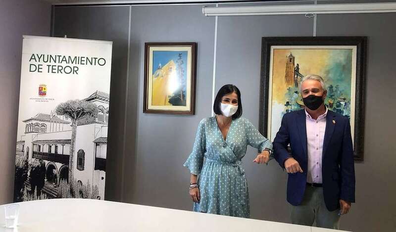 Carolina Darias realizó este viernes una visita institucional a Teror/TA.