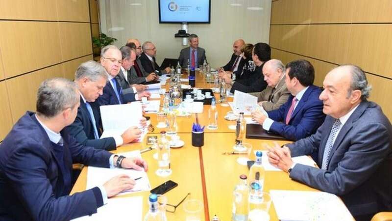 Imagen de archivo de una reunión de la CCE (Foto Canarias7)